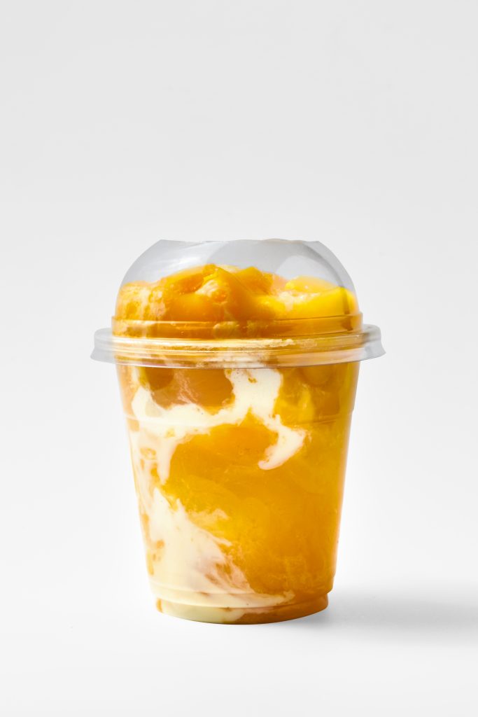 Mango float drink